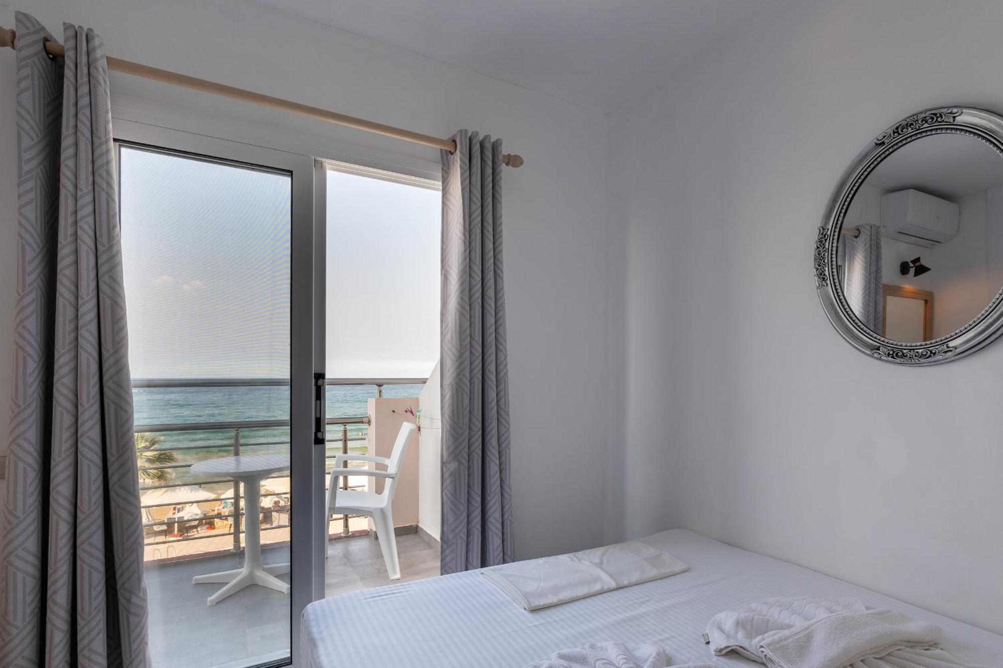 Laplaya Beach Малиа Экстерьер фото